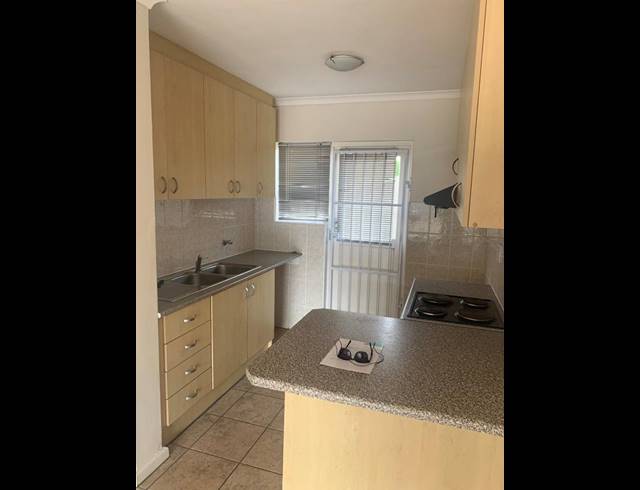 2 BEDROOM APARTMENT RENTED IN ROME